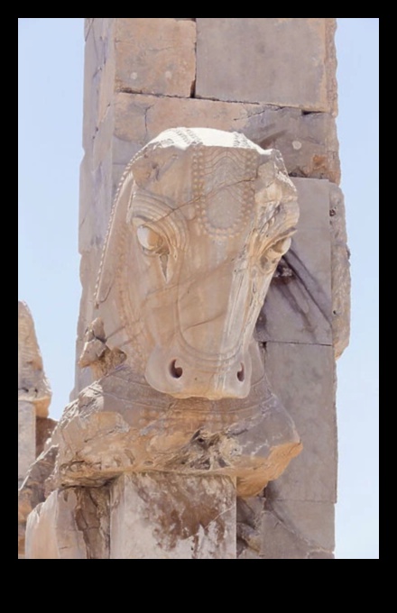 Стълбовете на миналото: Честване на стълбовете на времето