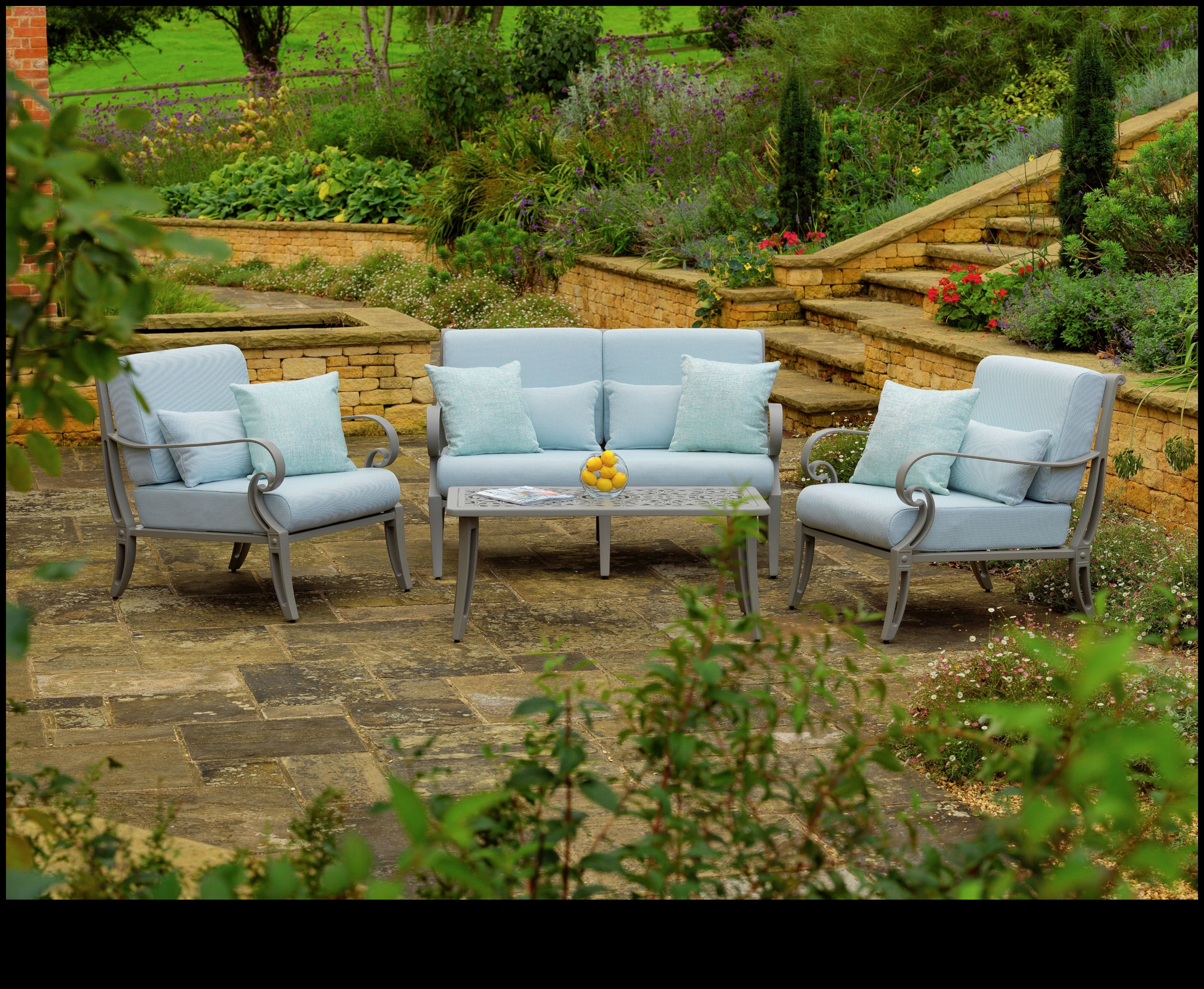 Enchanted Outdoors Открийте комфорта на Garden Furniture Bliss 4 Enchanted Outdoors: Открийте комфортните градински мебели Bliss