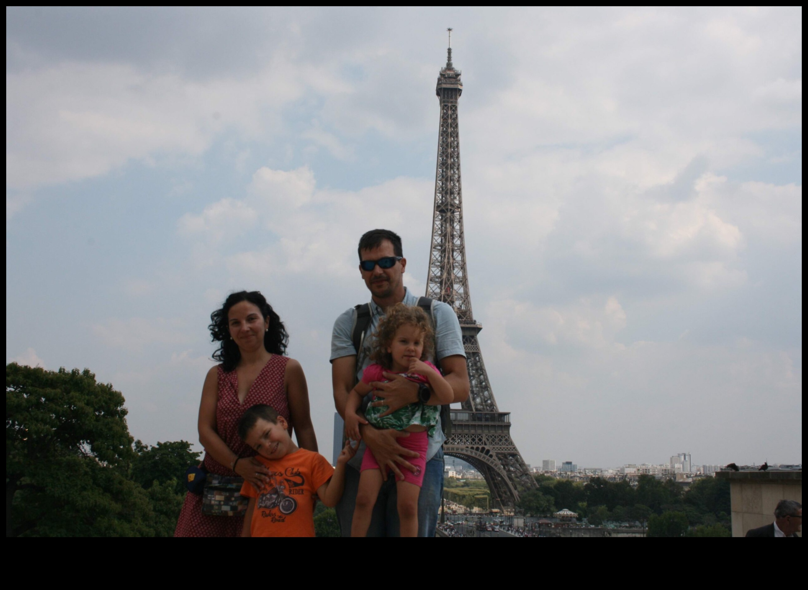 Metro Marvels: Вашите местни забележителности Marvelous Ръководство