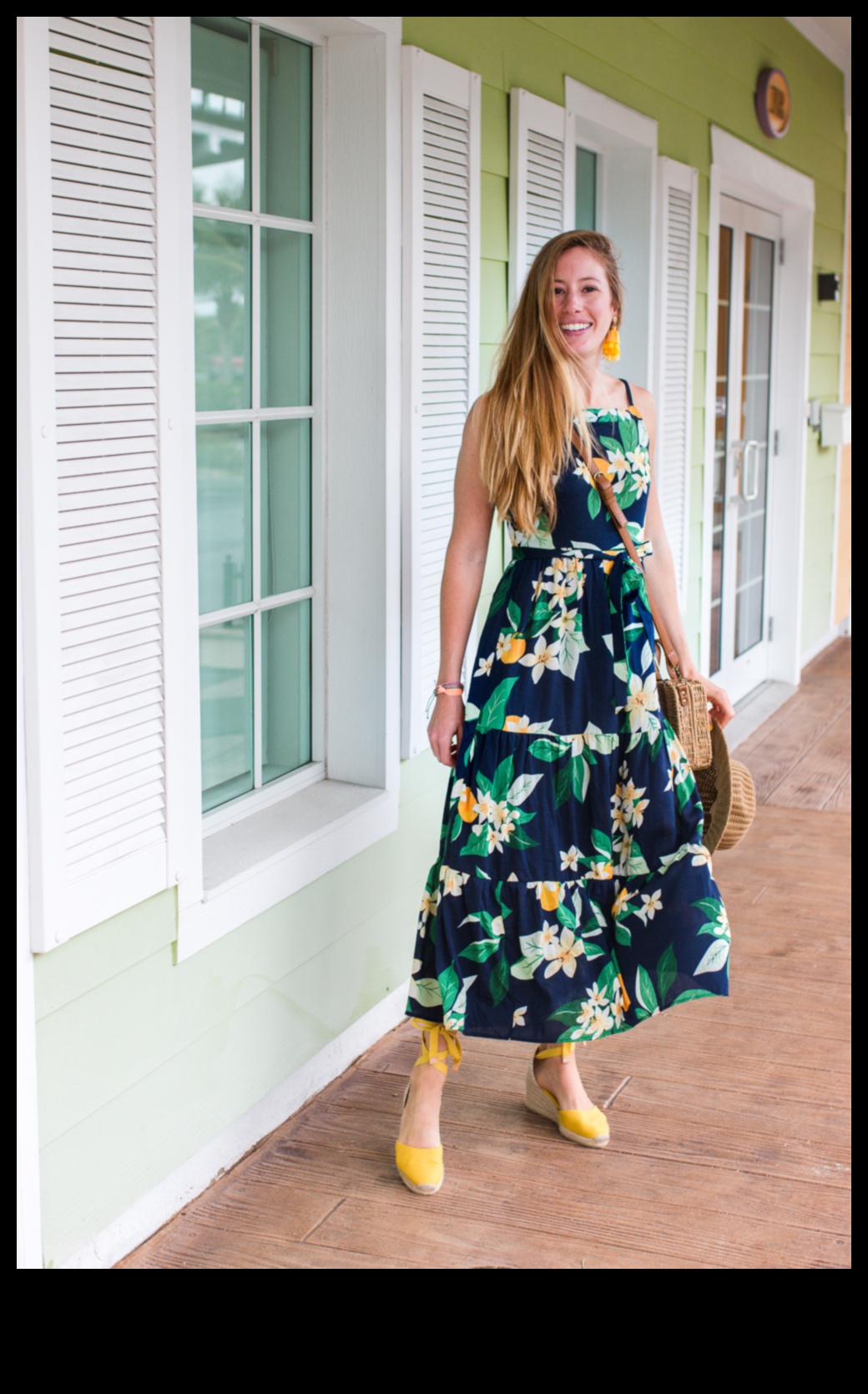 Island Glow Dress, за да впечатлите в летни тоалети, вдъхновени от тропически стил 4 Island Glow: летни тоалети, вдъхновени от тропически стил за бляскави вечери